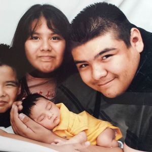 Meet your Posher, Mely